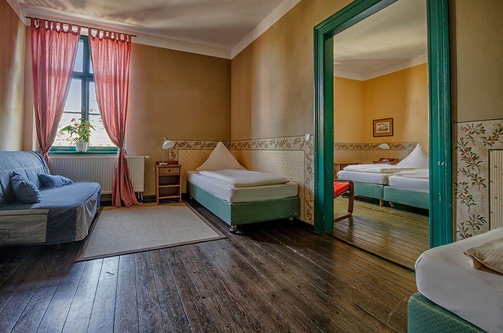 Hotel Zur Henne Naumburg  Zewnętrze zdjęcie