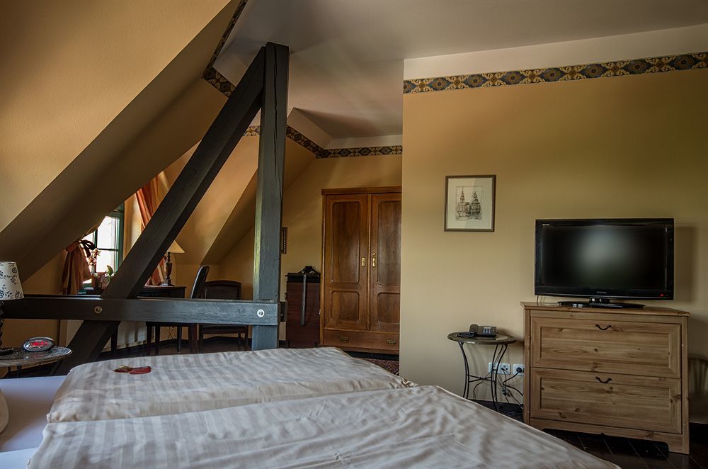 Hotel Zur Henne Naumburg  Zewnętrze zdjęcie