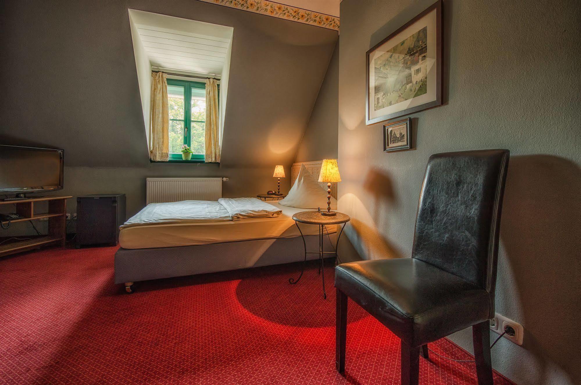 Hotel Zur Henne Naumburg  Zewnętrze zdjęcie