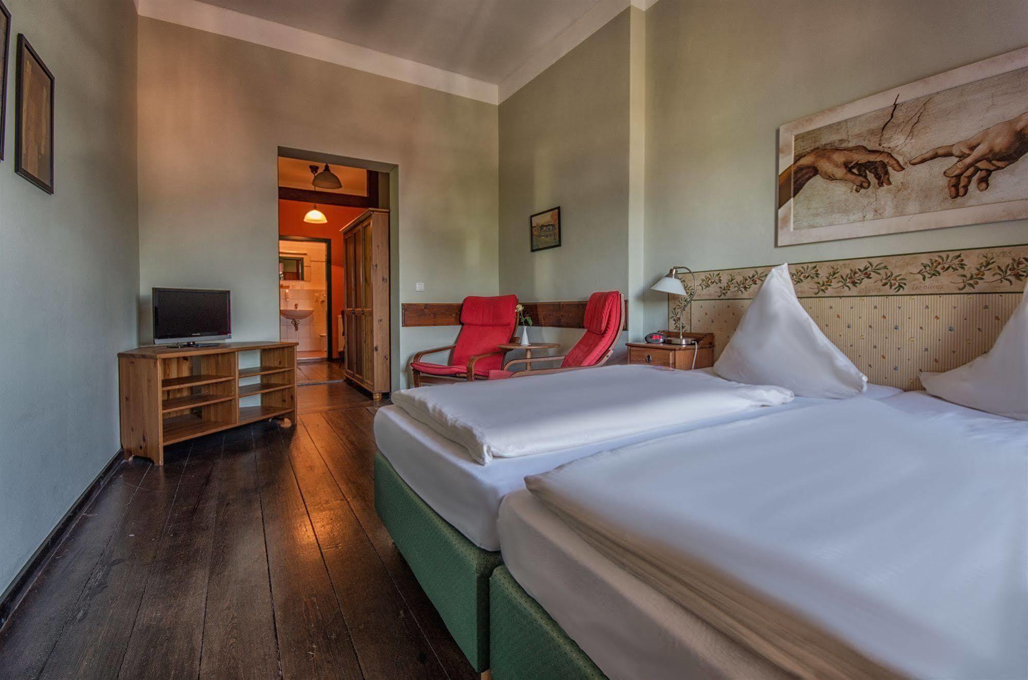 Hotel Zur Henne Naumburg  Zewnętrze zdjęcie