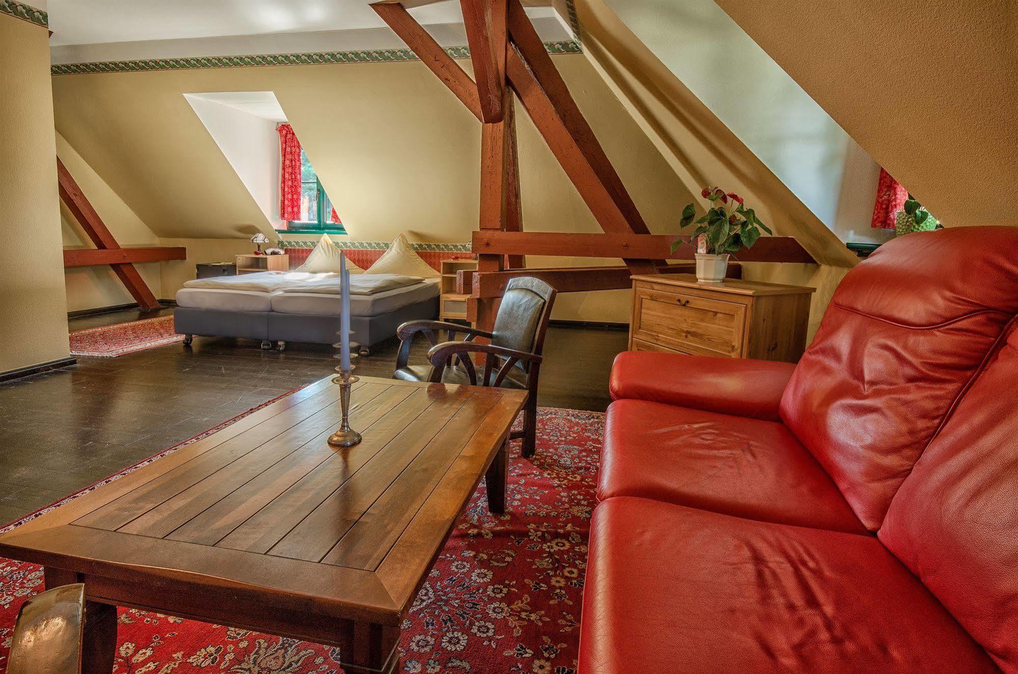 Hotel Zur Henne Naumburg  Zewnętrze zdjęcie